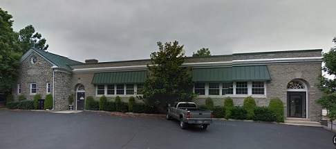 600_Old_Elm_St_-_Google_Maps.jpg